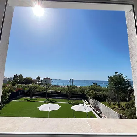 - Vue Clim Parking Privé * Golfe Juan
