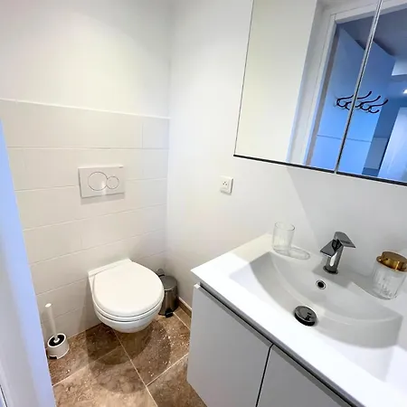 - Sea View - Private Parking & Ac * Golfe-Juan