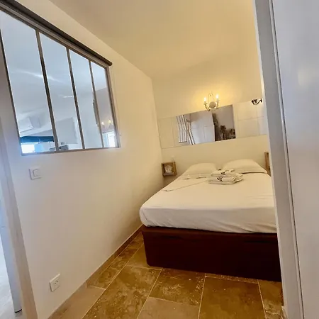 - Vue Clim Parking Privé * Golfe Juan
